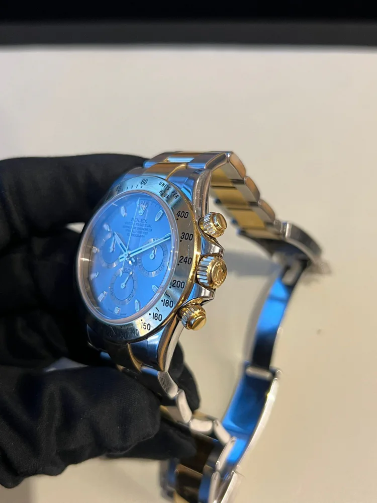 Rolex Daytona box and papers 2015